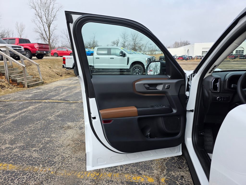 New 2026 Ford Bronco Sport Outer Banks w/ Outer Banks Tech Package+ AWD/4WD image 13