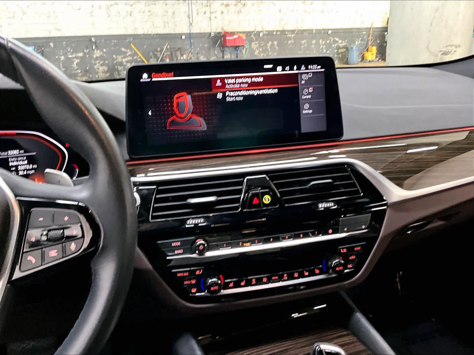 Used 2023 BMW 530i w/ Executive Package RWD image 9