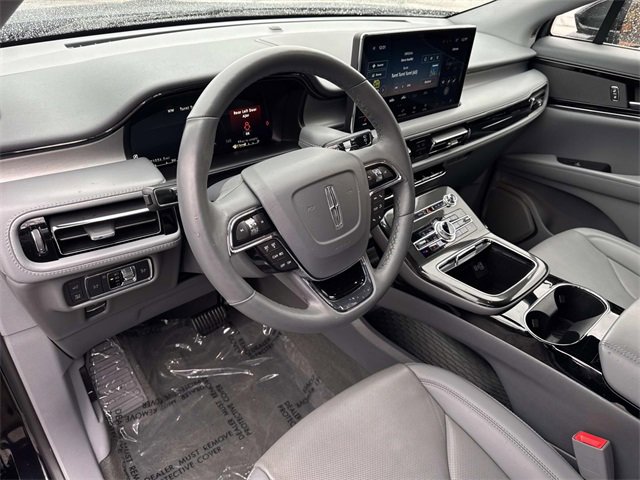 Used 2022 Lincoln Nautilus Reserve image 18