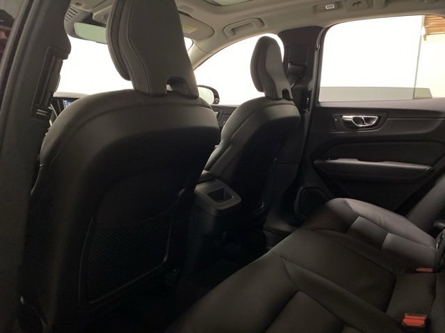 Used 2025 Volvo XC60 B5 Plus image 69