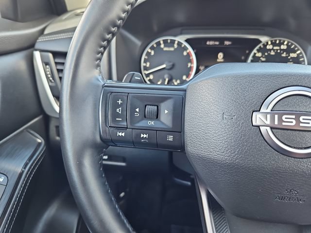 Used 2025 Nissan Rogue SV AWD/4WD image 15