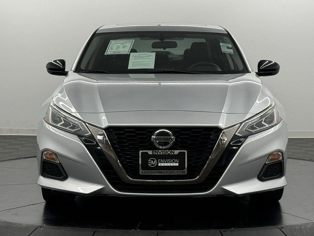 Used 2019 Nissan Altima 2.5 SR w/ SR Premium Package image 3