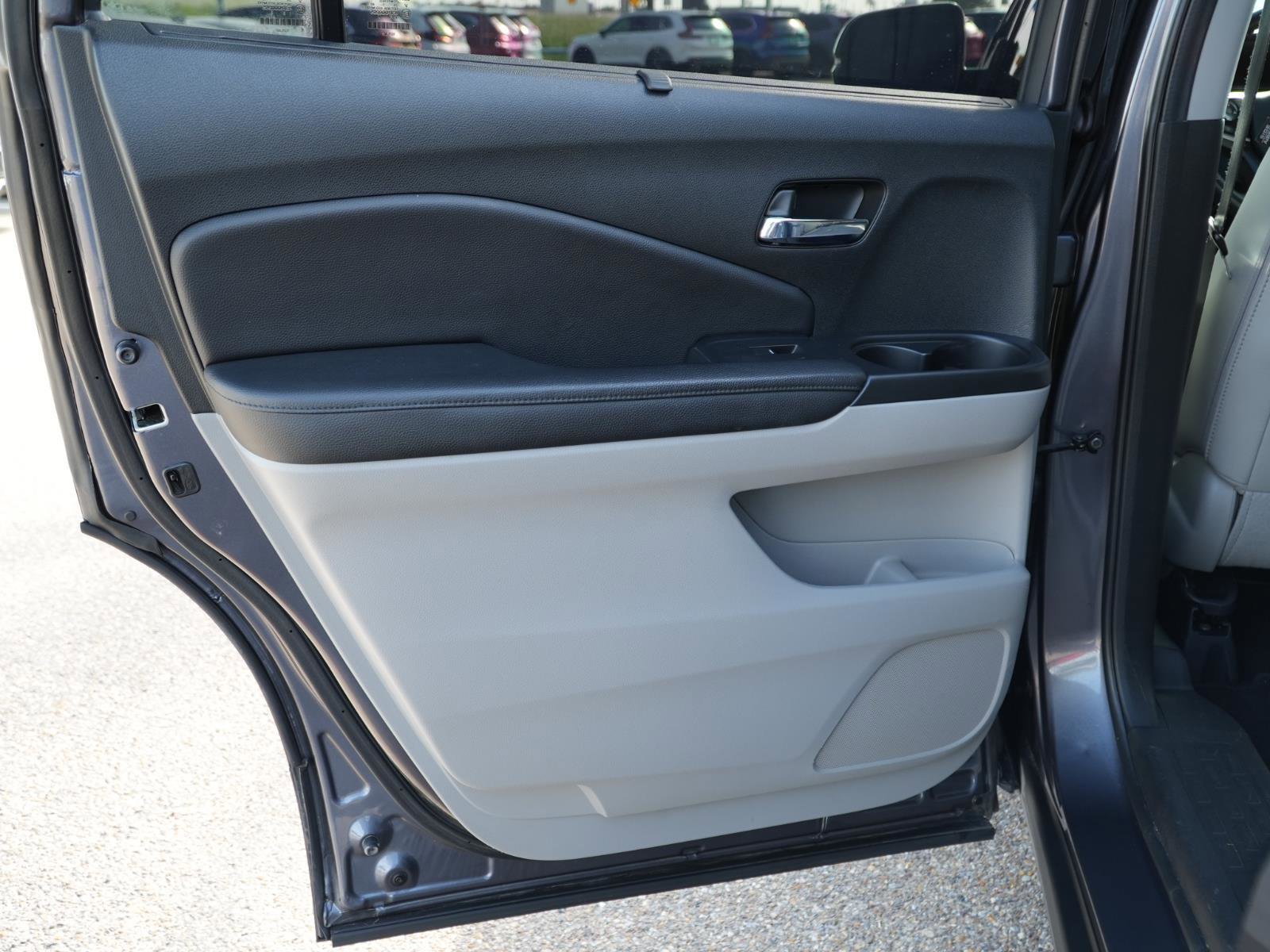 Used 2022 Honda Pilot EX-L image 18