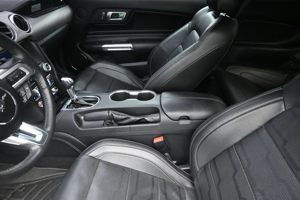 Used 2022 Ford Mustang GT Premium w/ Equipment Group 401A RWD image 16