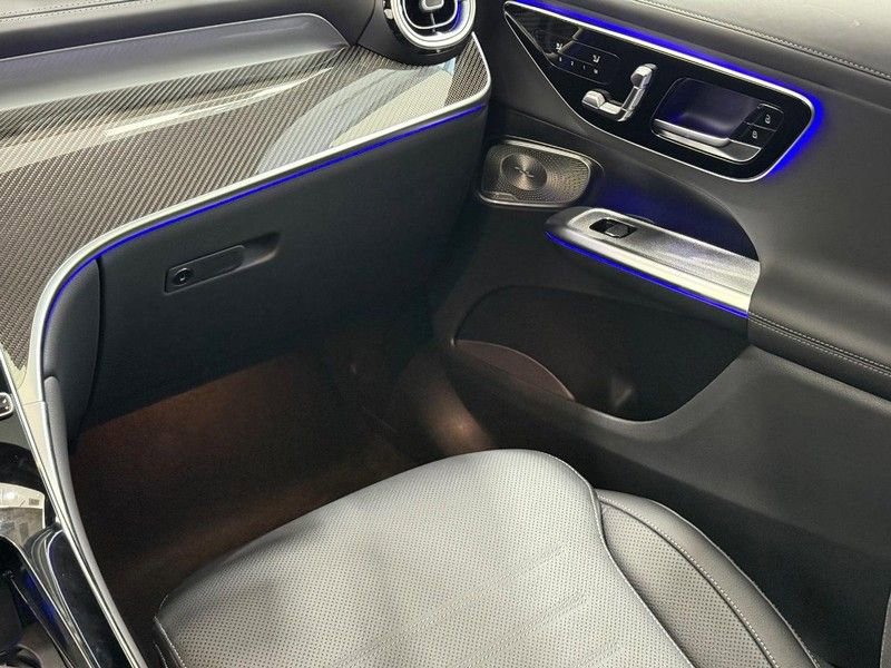 New 2026 Mercedes-Benz GLC 43 AMG 4MATIC image 9