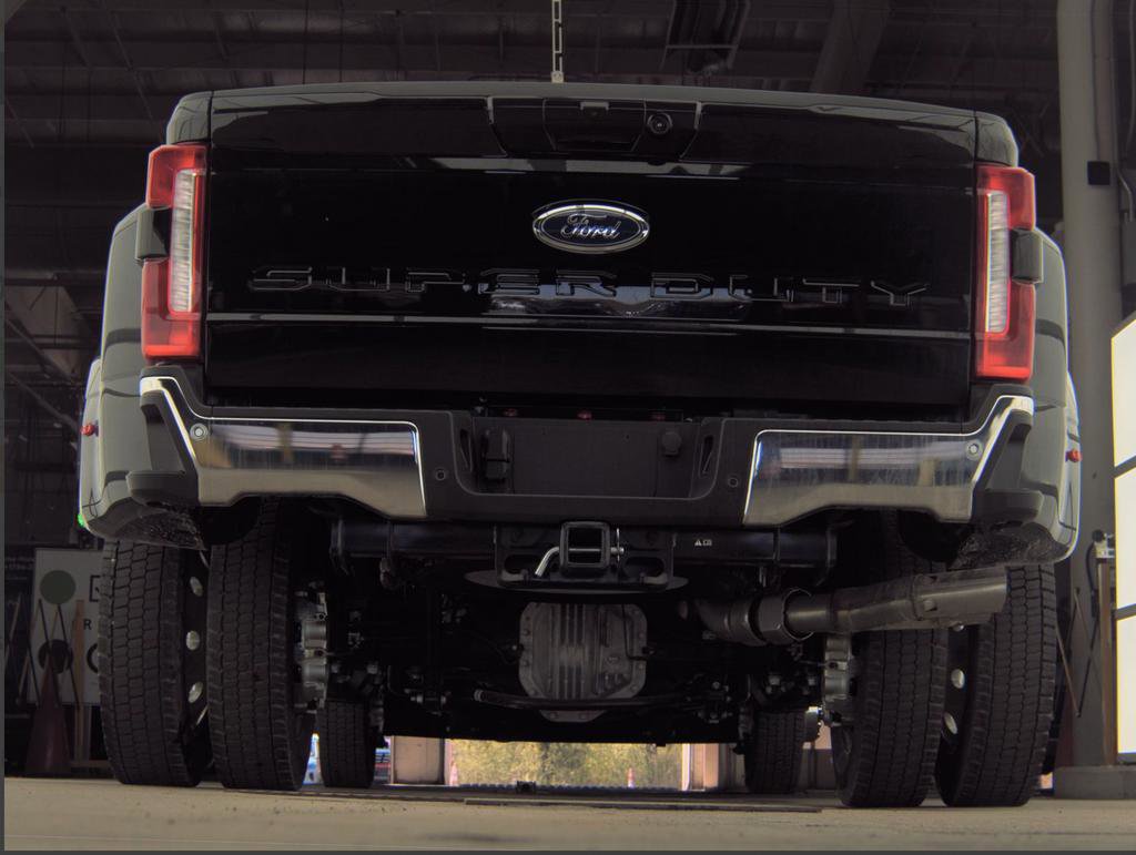 Used 2026 Ford F450 Lariat w/ Lariat Premium Package AWD/4WD image 12