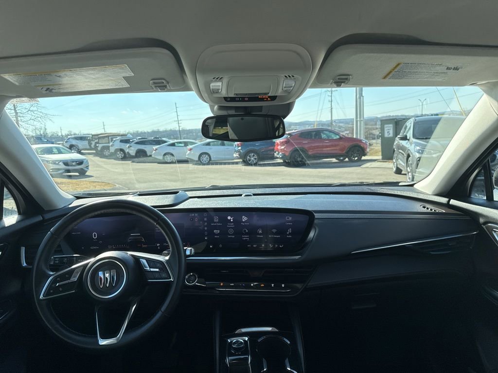 Used 2024 Buick Envision Preferred image 21