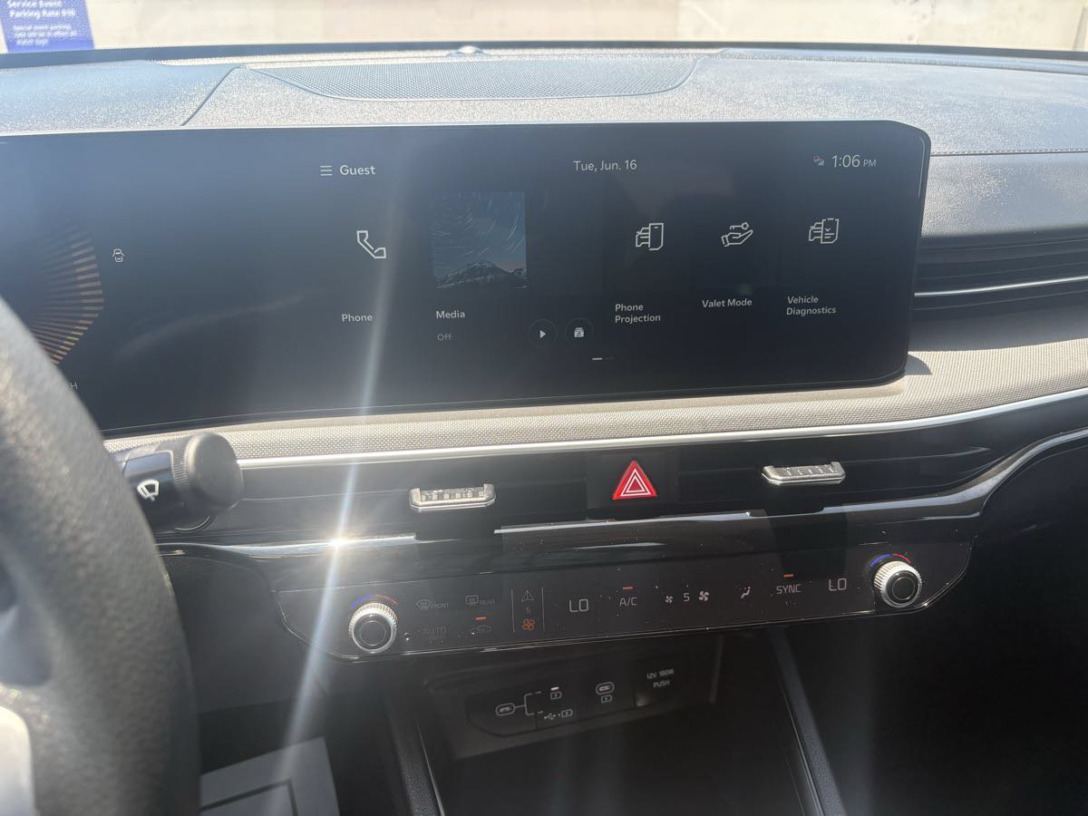 Used 2026 Kia K5 LXS FWD image 19