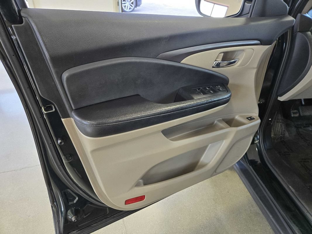 Used 2016 Honda Pilot EX-L image 11