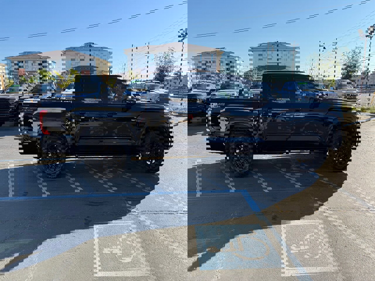 Used 2024 Toyota Tundra Limited w/ TRD Off-Road Package image 4