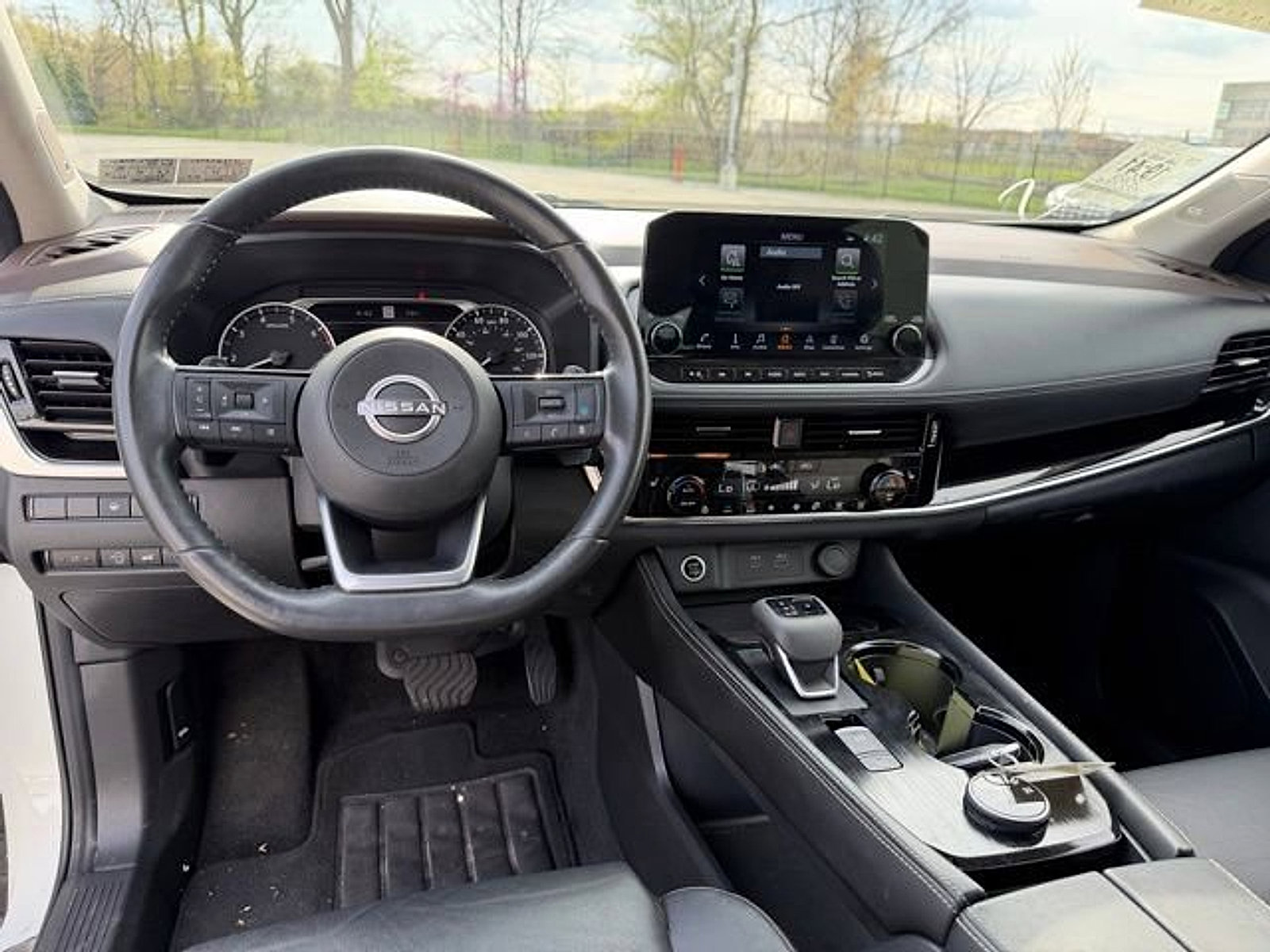 Used 2023 Nissan Rogue SL w/ SL Premium Package AWD/4WD image 13