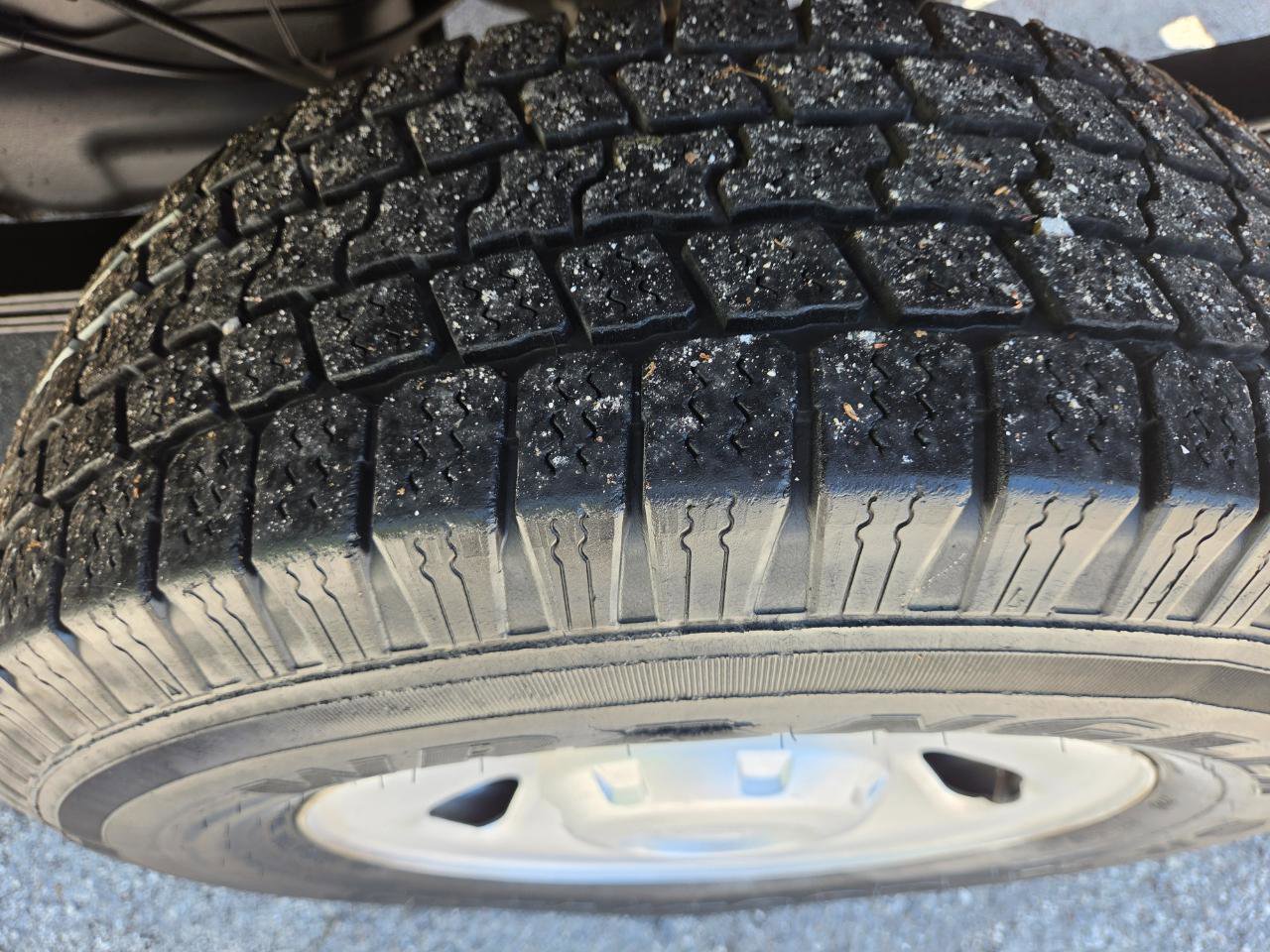 Used 2008 Ford F250 XL RWD image 25