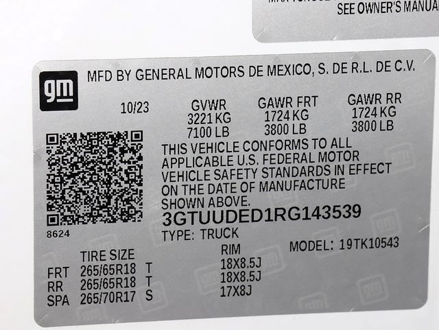 Used 2024 GMC Sierra 1500 SLT AWD/4WD image 36