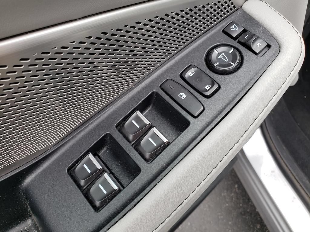 Certified 2023 Acura MDX SH-AWD w/ Technology Package image 20