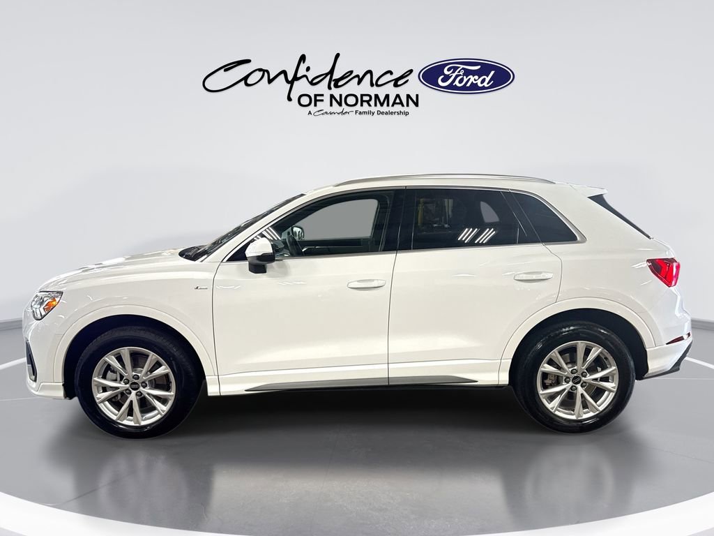 Used 2025 Audi Q3 2.0T Premium image 2