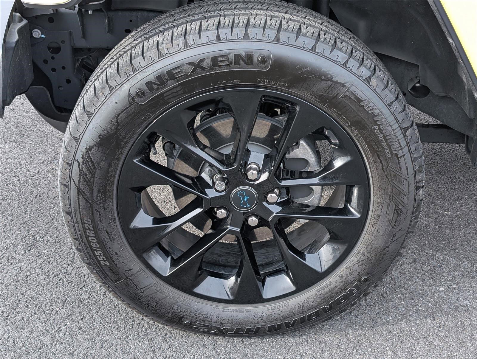 Used 2024 Jeep Wrangler Sahara image 11