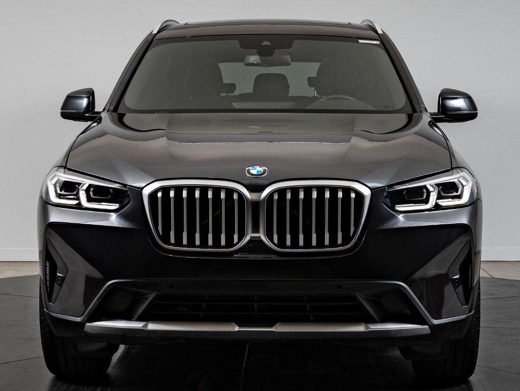 Used 2022 BMW X3 xDrive30i w/ Premium Package 2 AWD/4WD image 2