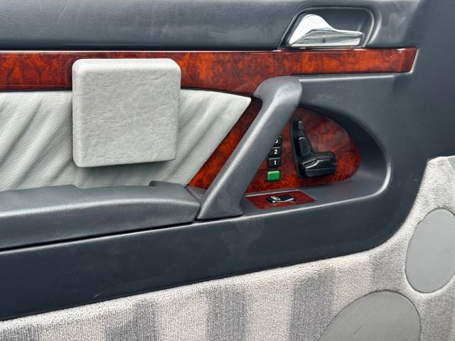 Used 1992 Mercedes-Benz 500 SEL image 13