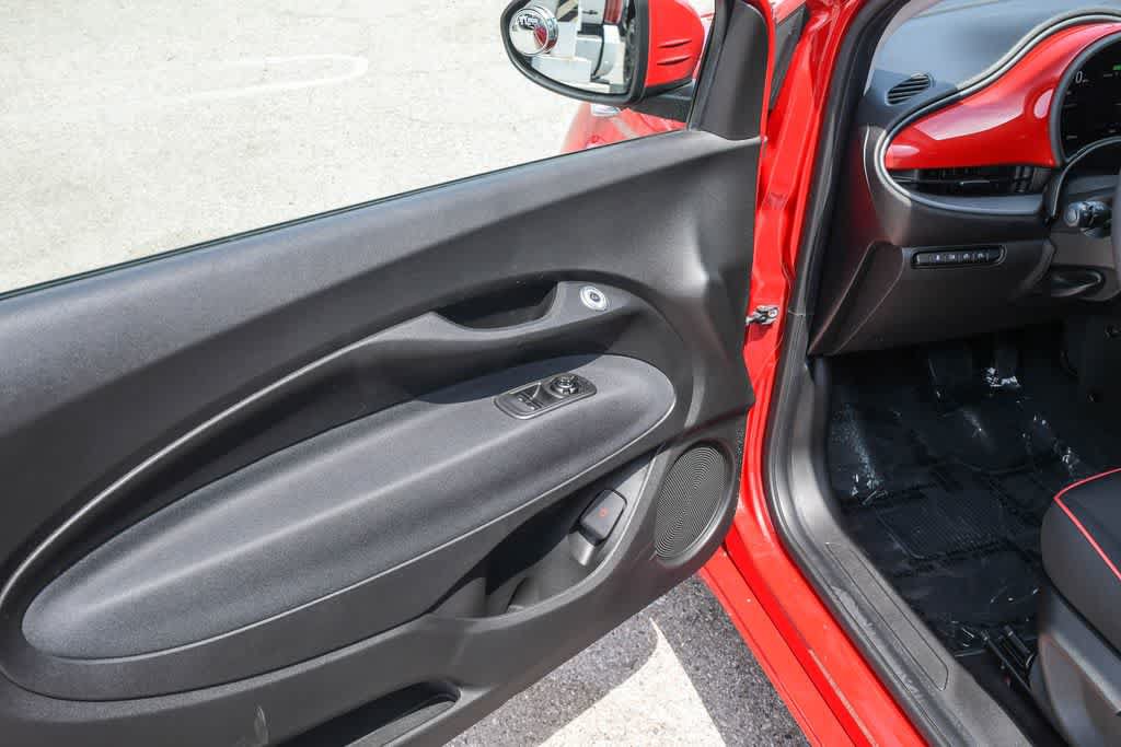 Used 2024 FIAT 500 e (RED) FWD image 28