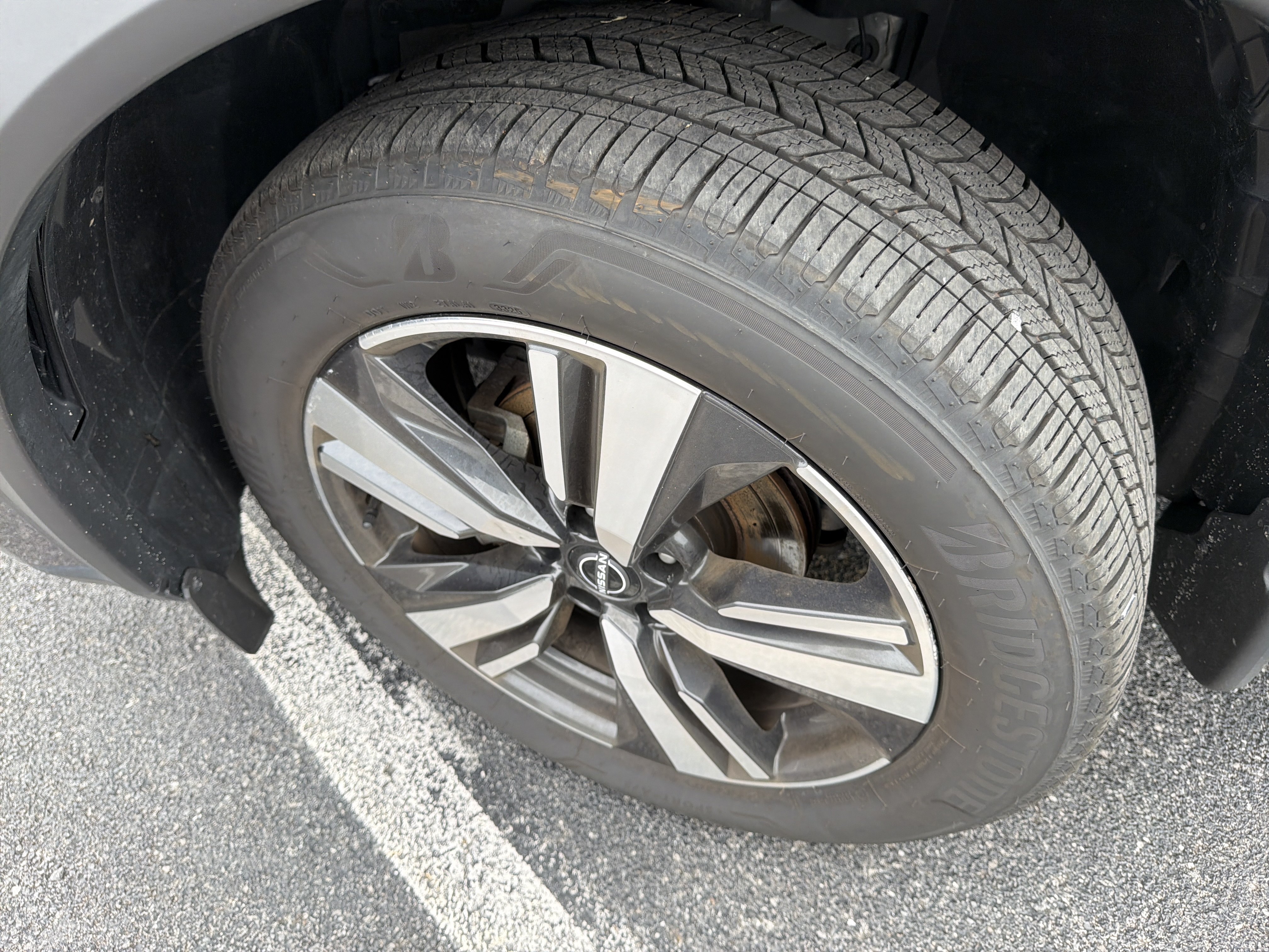 Certified 2023 Nissan Rogue Platinum AWD/4WD image 13