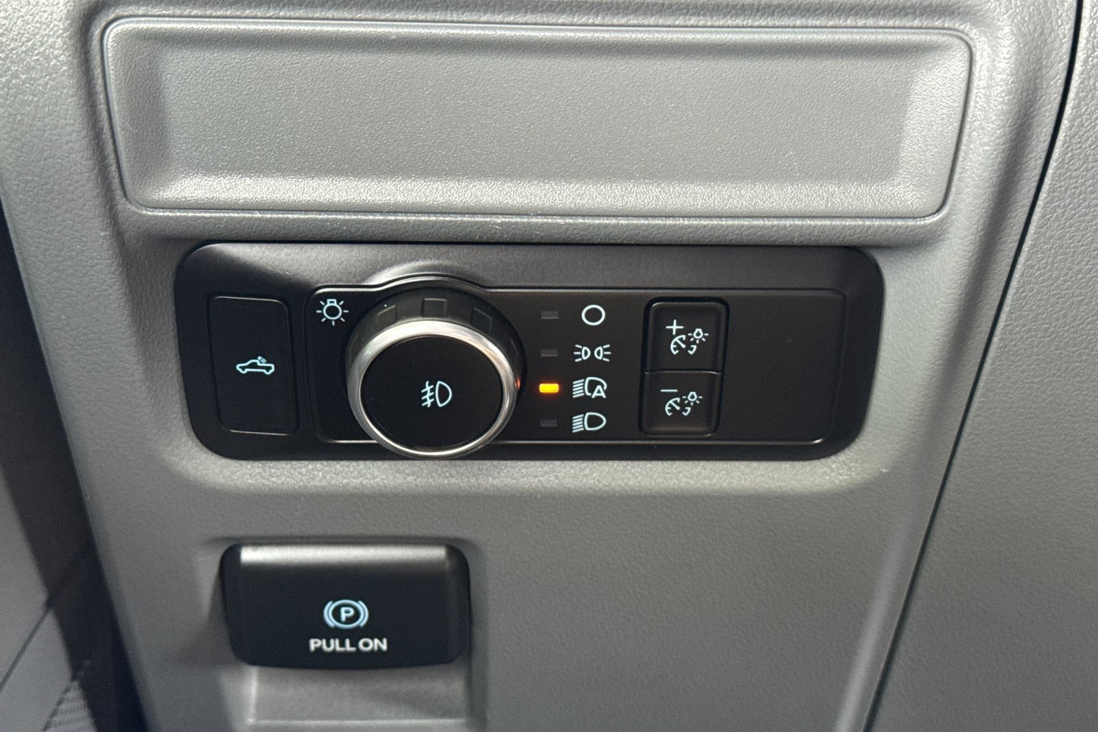 Used 2023 Ford F150 XLT AWD/4WD image 40