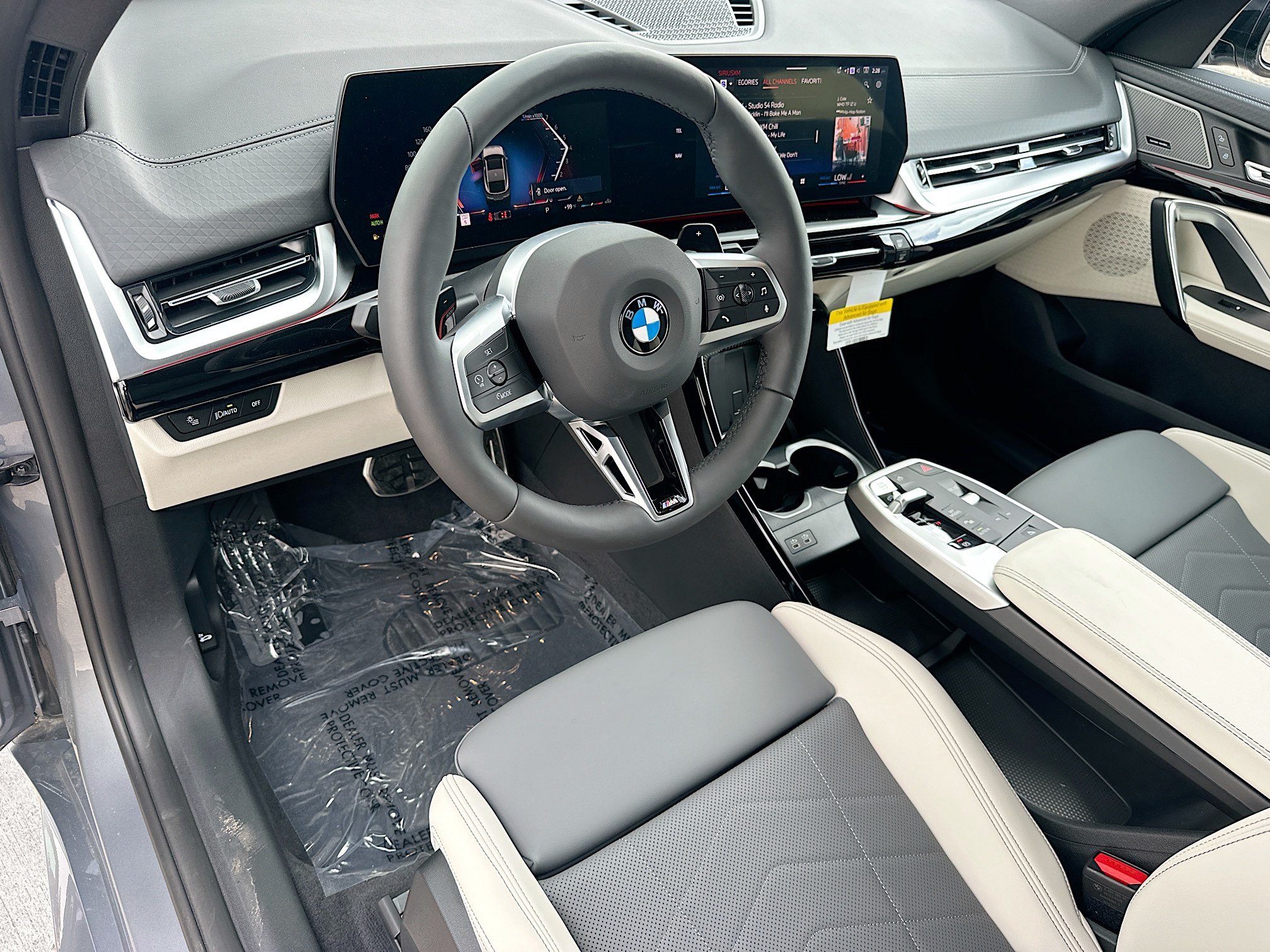 New 2026 BMW X2 xDrive28i w/ M Sport Package AWD/4WD image 7