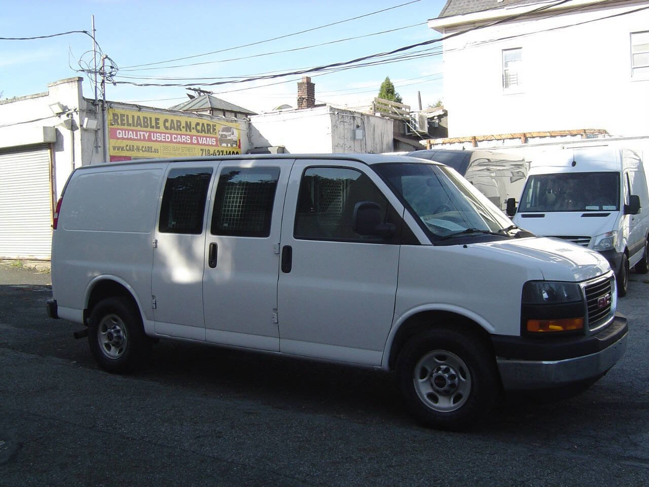Used 2019 GMC Savana 2500 w/ Driver Convenience Package image 1