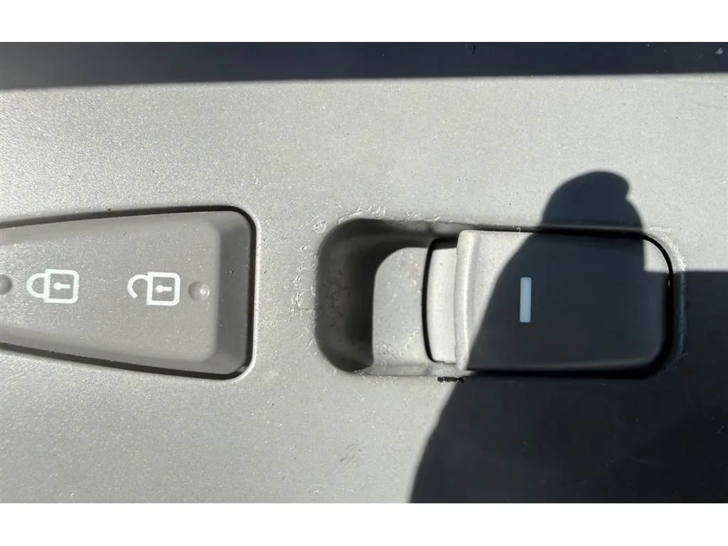 Used 2014 Hyundai Sonata Limited w/ Technology Package 05 FWD image 33