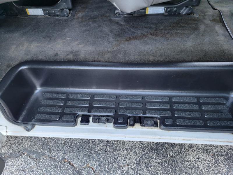 Used 2018 Chevrolet Express 3500 LS RWD image 44