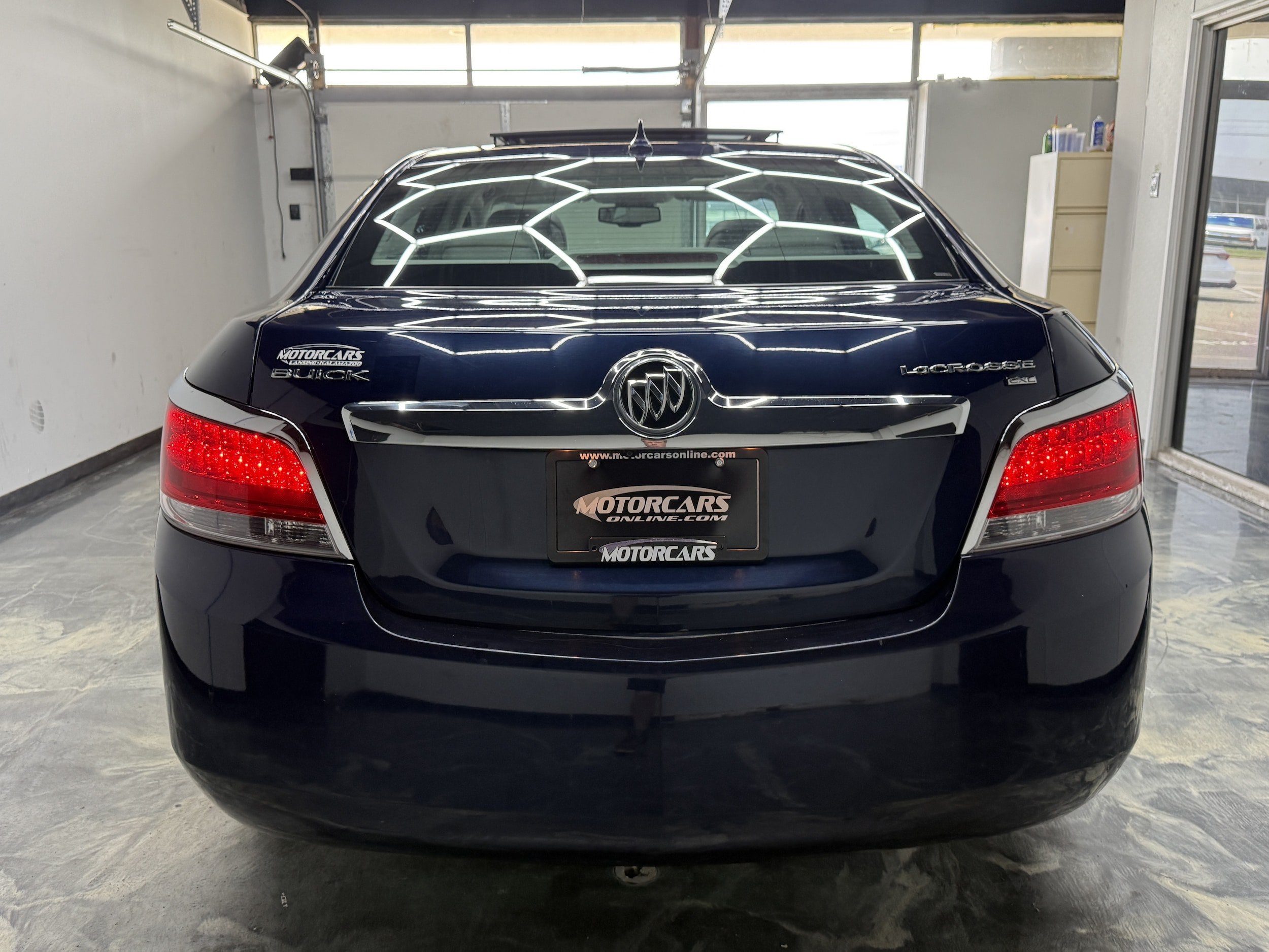 Used 2010 Buick LaCrosse CXL FWD image 4