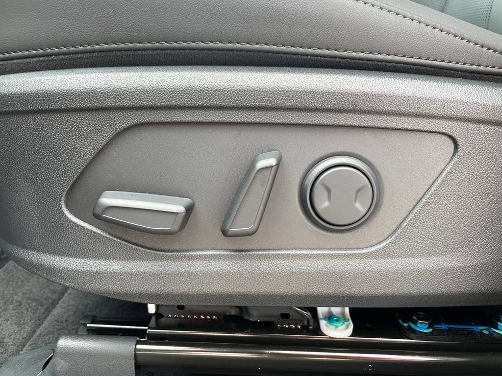 New 2026 Kia Sorento S FWD image 11