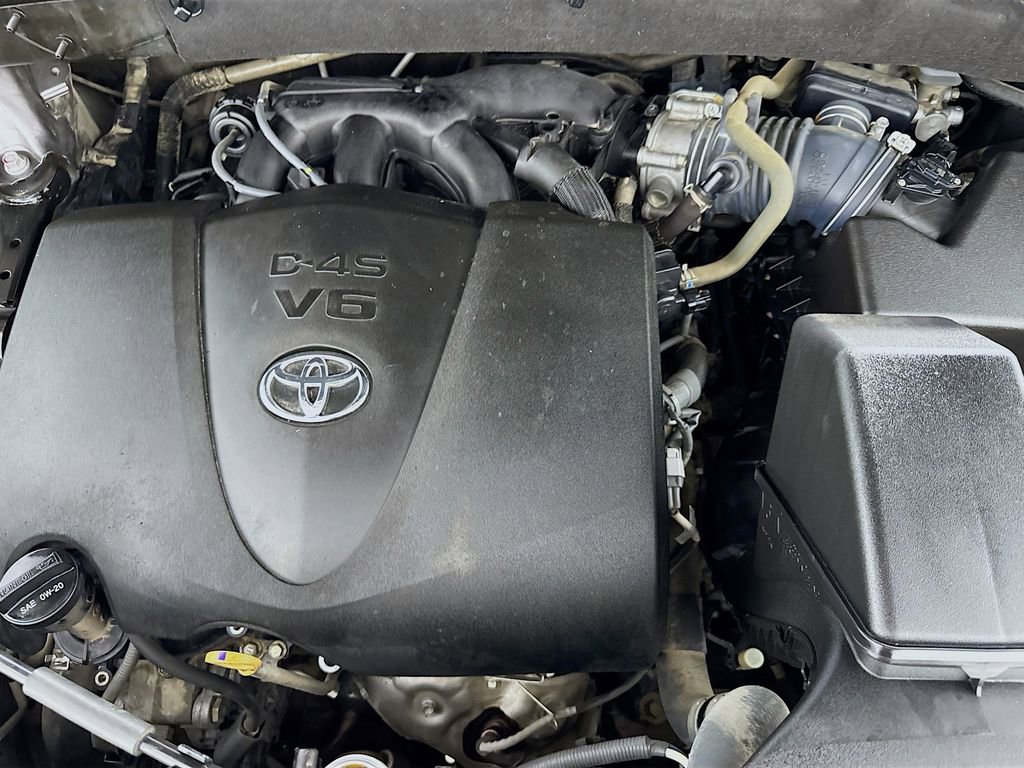 Used 2018 Toyota Highlander XLE AWD/4WD image 42