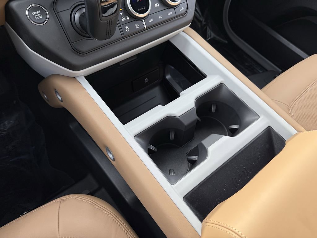 New 2026 Land Rover Defender 110 X-Dynamic SE image 23