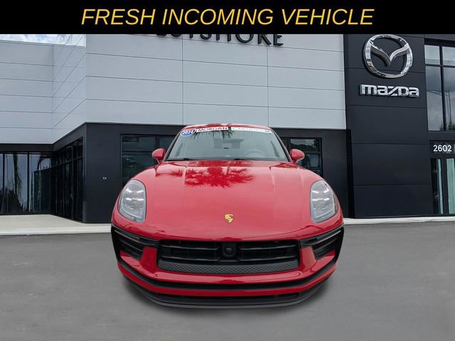 Used 2024 Porsche Macan image 7