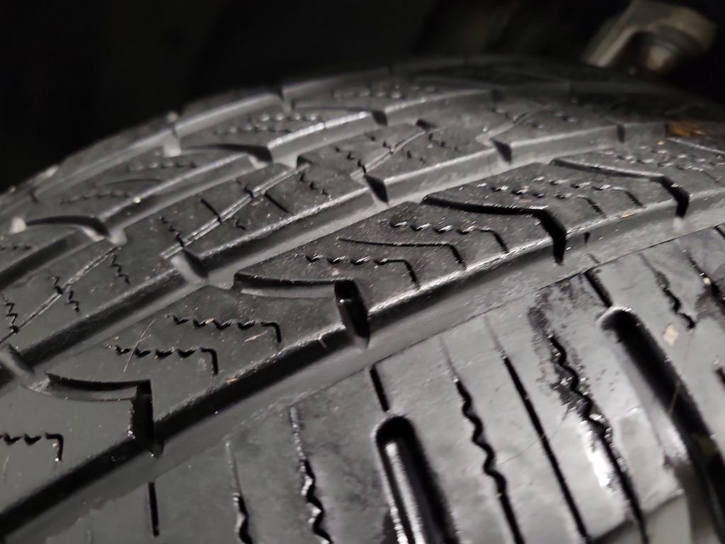 Used 2017 Jeep Grand Cherokee Laredo w/ Quick Order Package 23E image 12