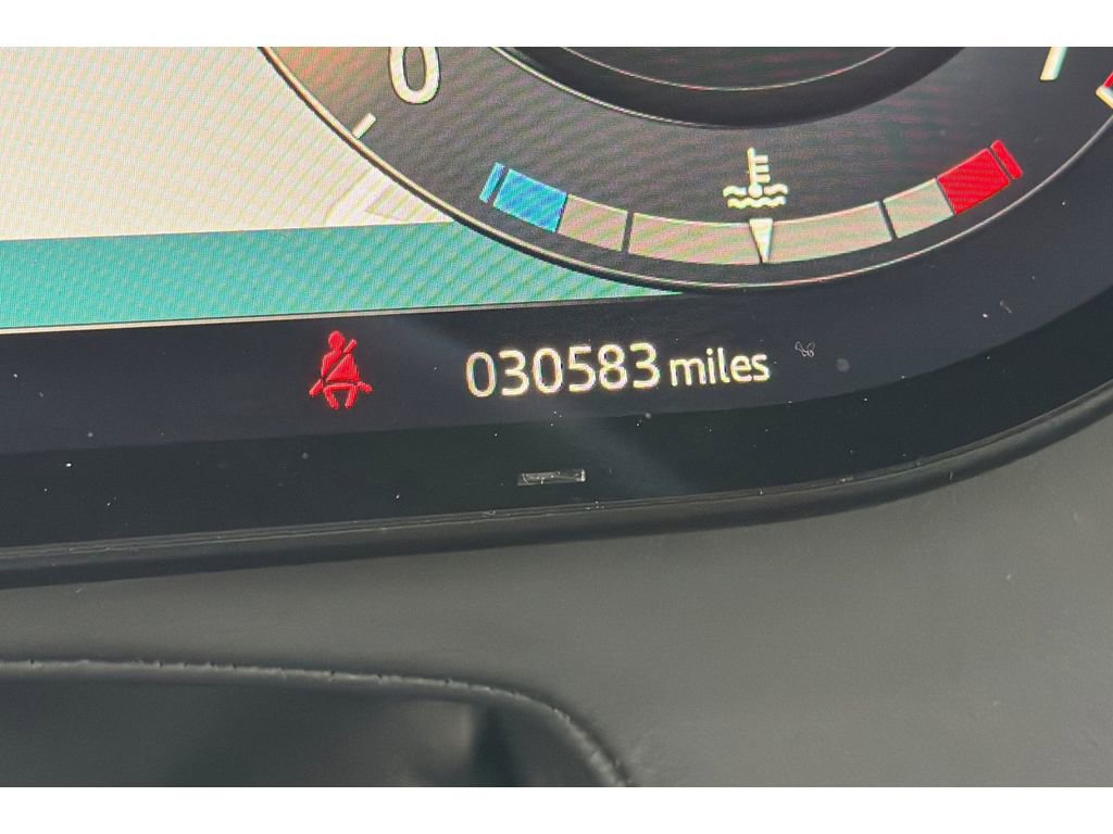 Used 2025 Land Rover Range Rover Sport SE image 31