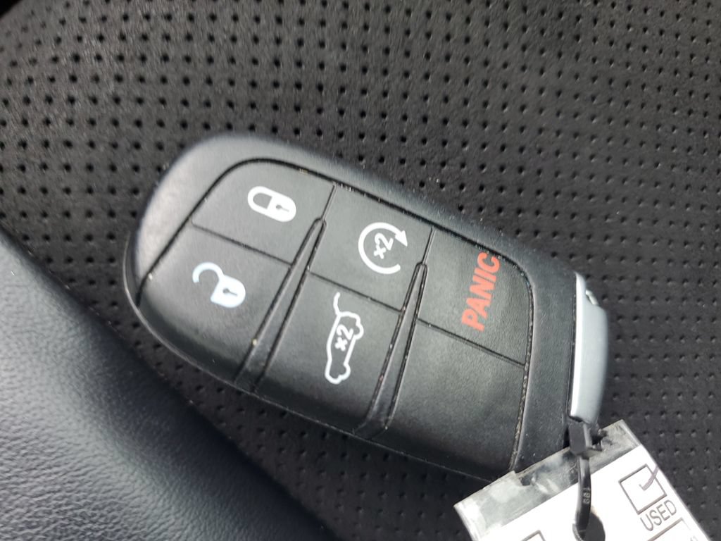 Used 2021 Jeep Grand Cherokee Laredo X RWD image 27