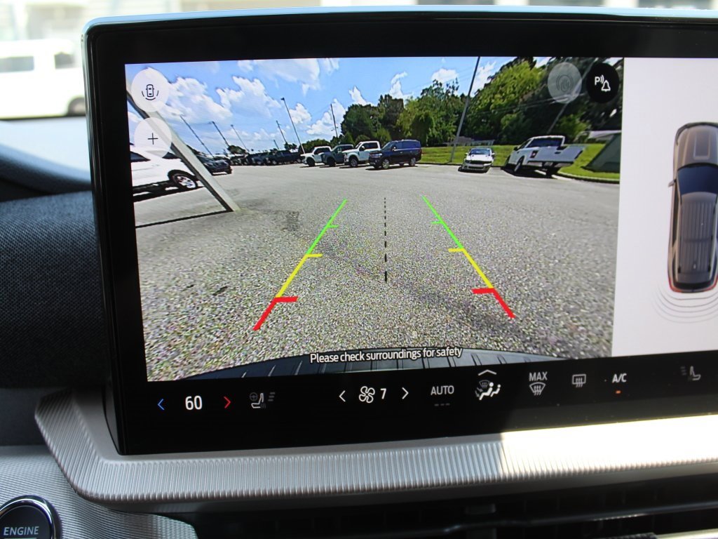 New 2025 Ford Explorer Active w/ Active Comfort Package image 6