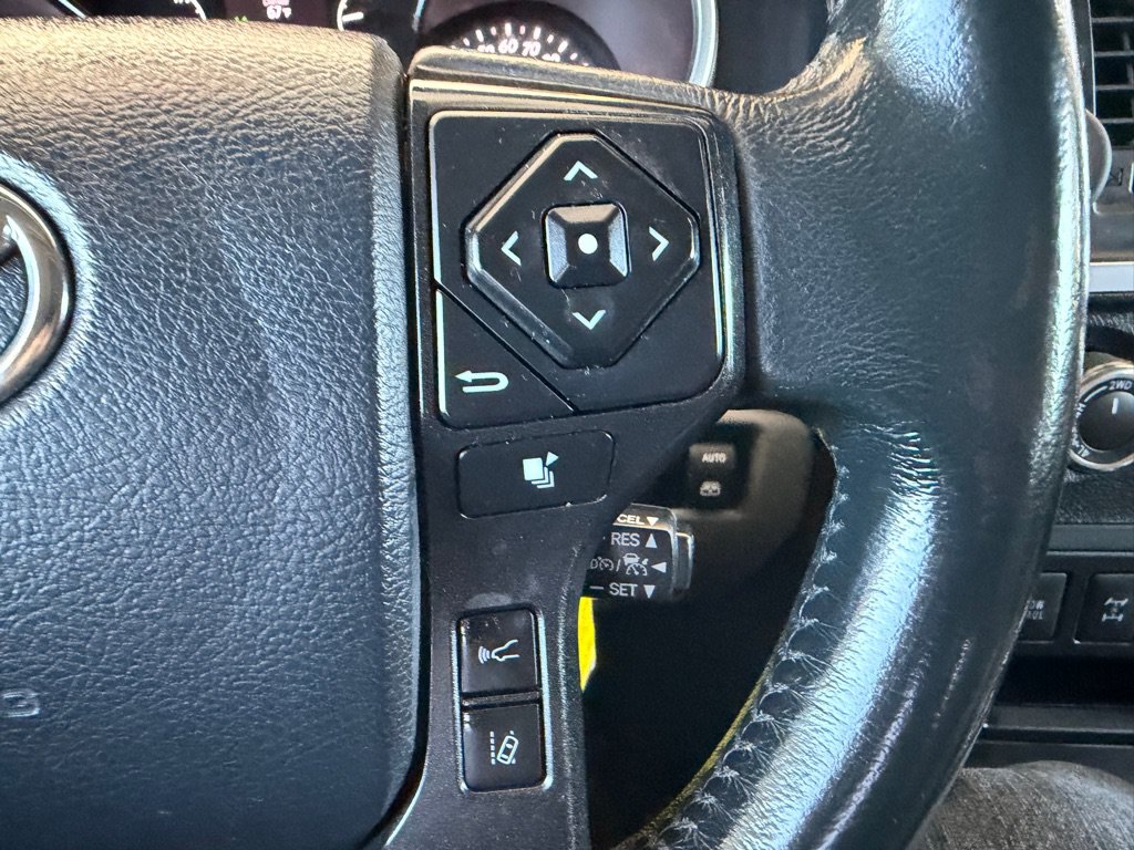 Used 2018 Toyota Sequoia Limited w/ Safety & Convenience Package AWD/4WD image 10