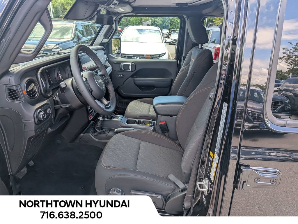 Used 2026 Jeep Gladiator Mojave AWD/4WD image 9