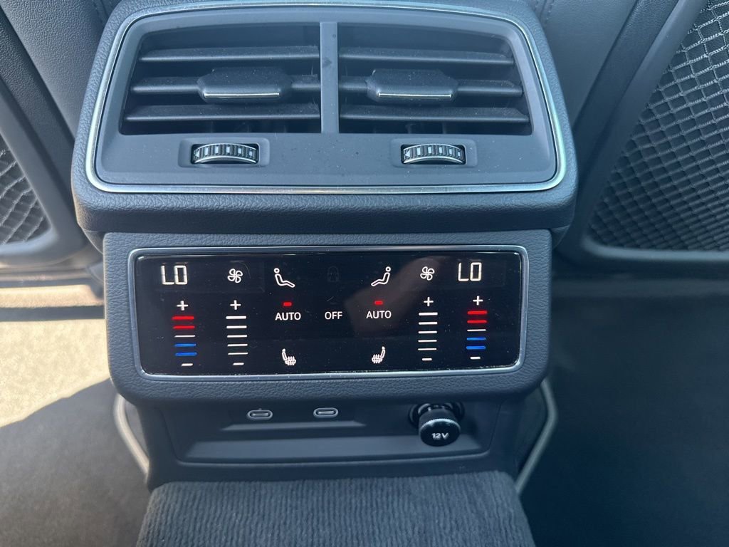 Used 2021 Audi A6 Premium Plus w/ Premium Plus Package image 14