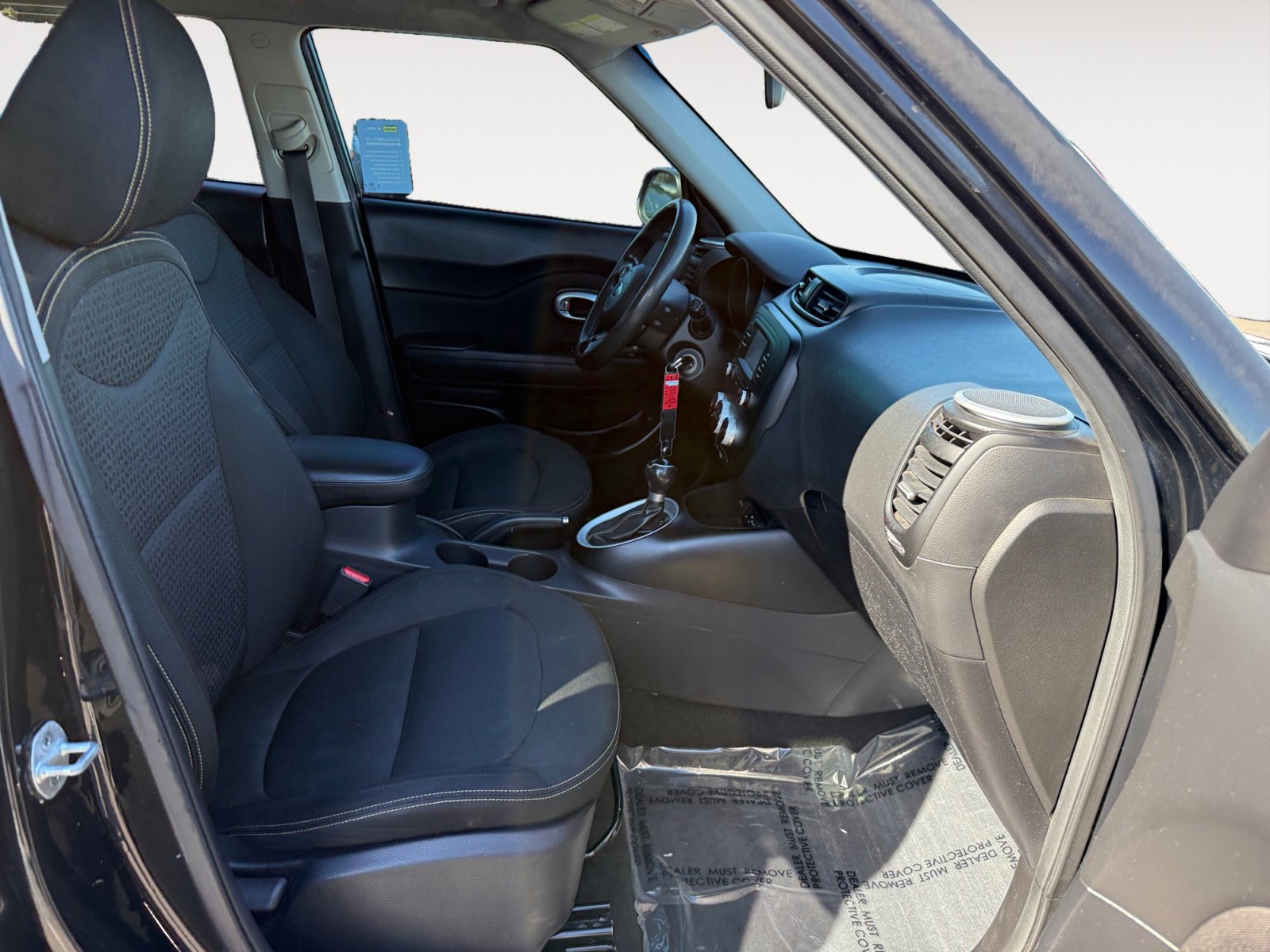 Used 2016 Kia Soul + image 19