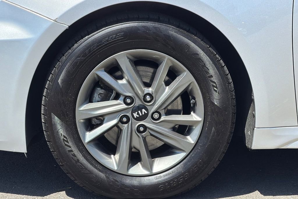 Used 2019 Kia Optima LX FWD image 24
