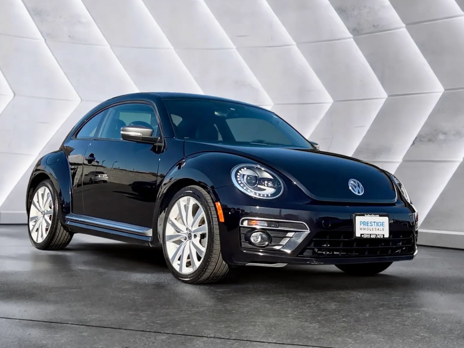 Used 2014 Volkswagen Beetle 1.8T FWD image 3