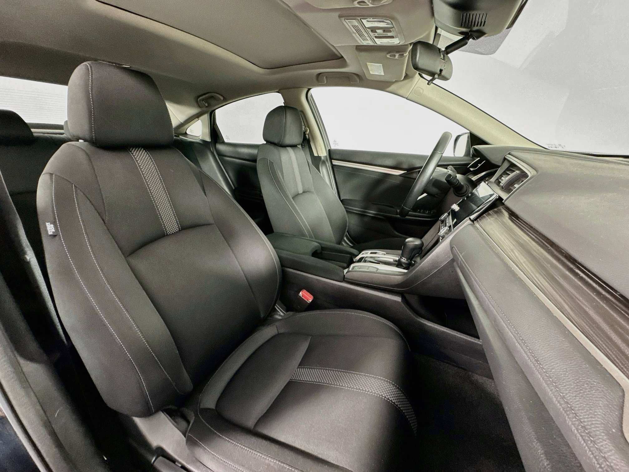 Certified 2021 Honda Civic EX image 27
