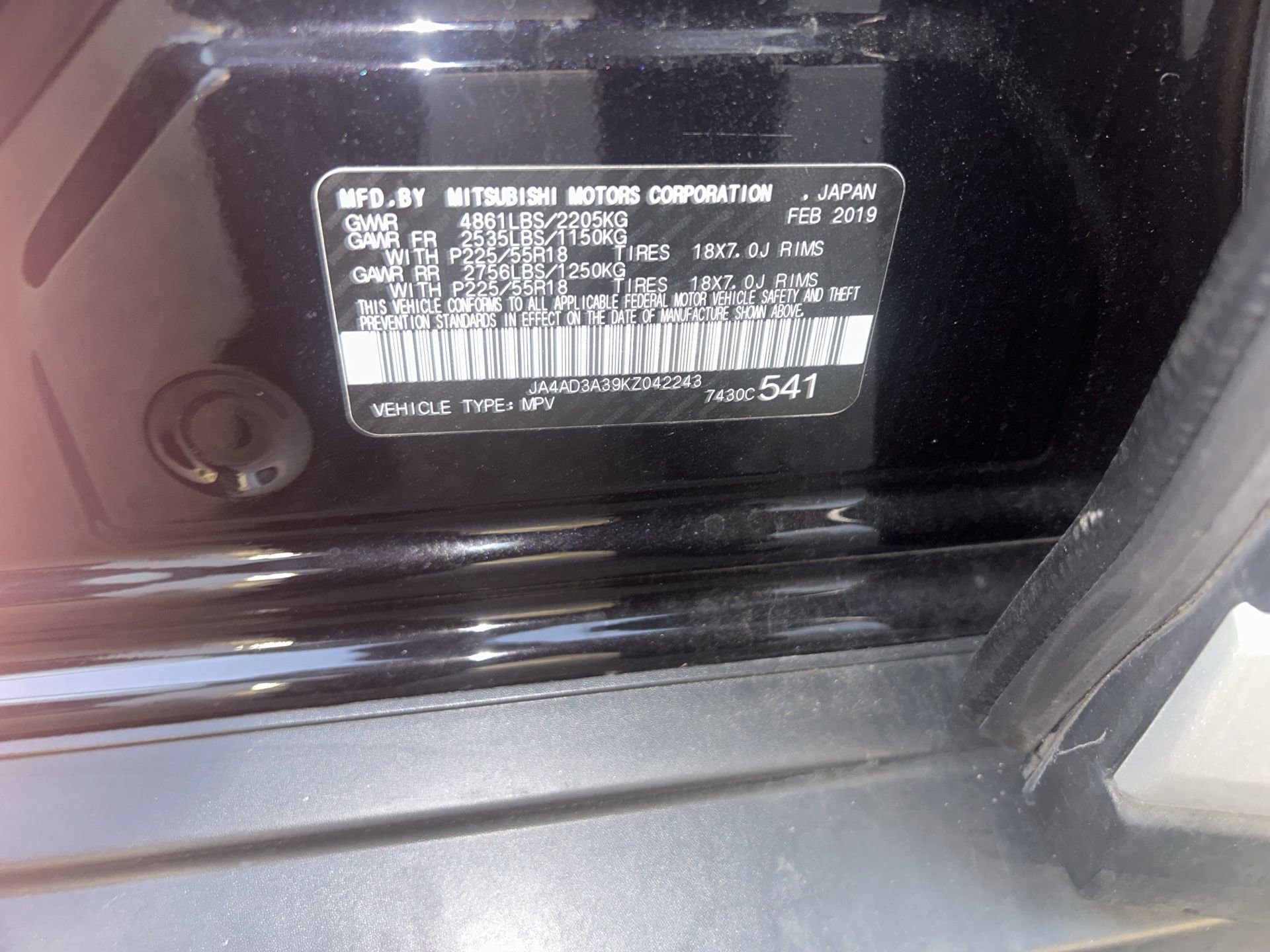 Used 2019 Mitsubishi Outlander SE image 1