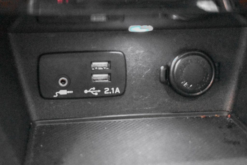 Used 2022 Subaru Forester Touring image 24