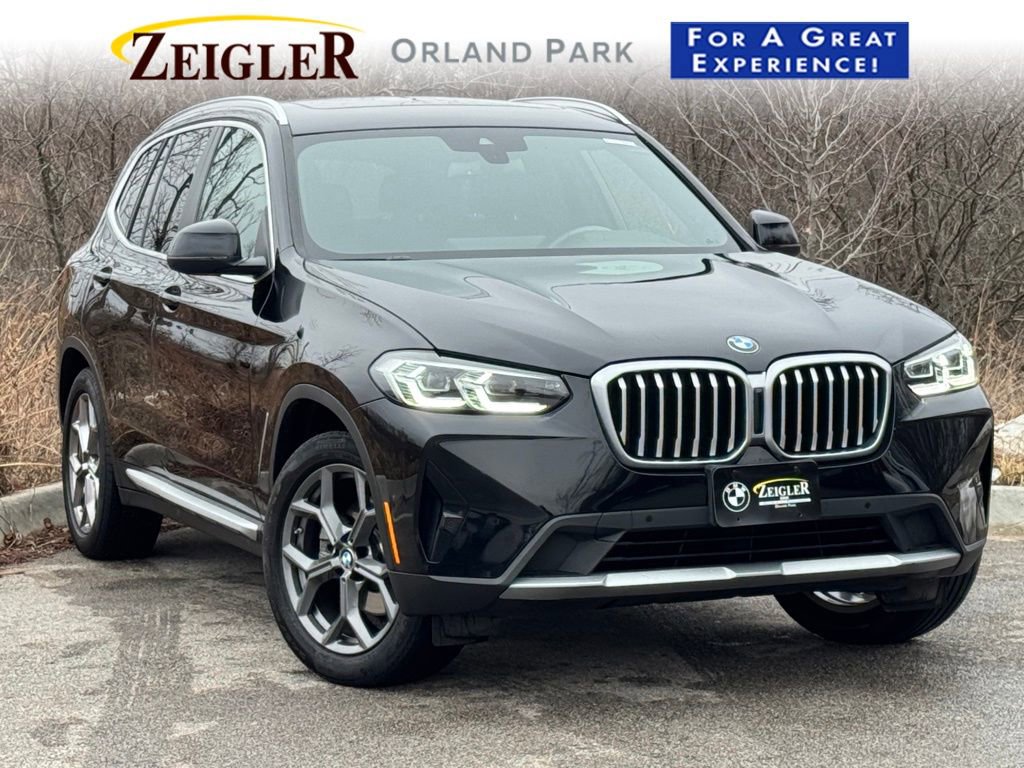 Used 2022 BMW X3 xDrive30i w/ Premium Package 2