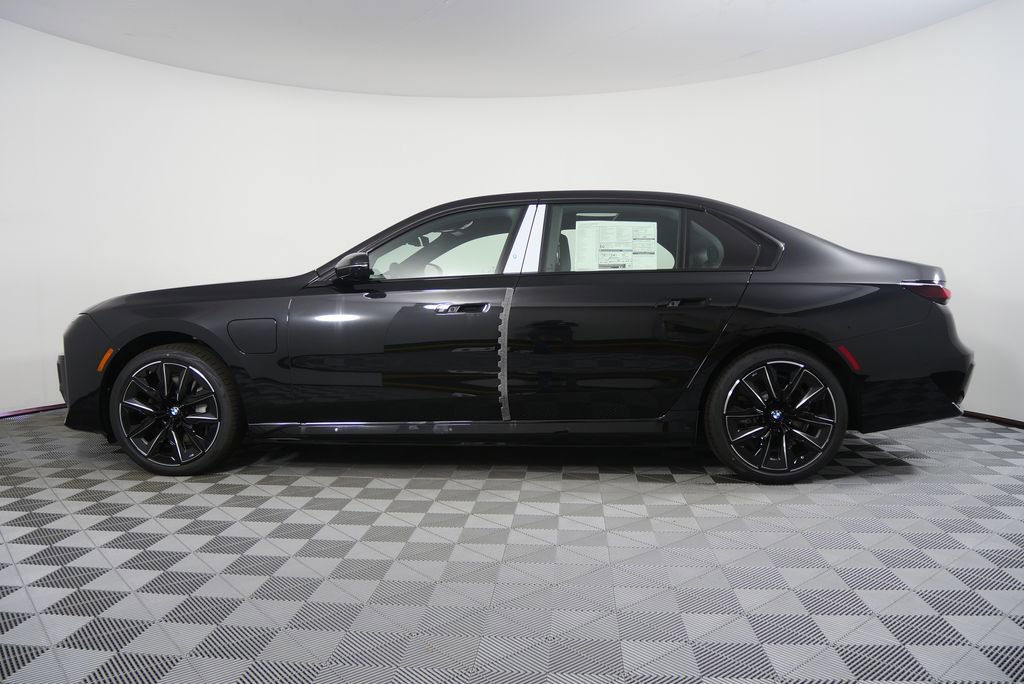 New 2026 BMW 750e xDrive w/ Executive Package image 6