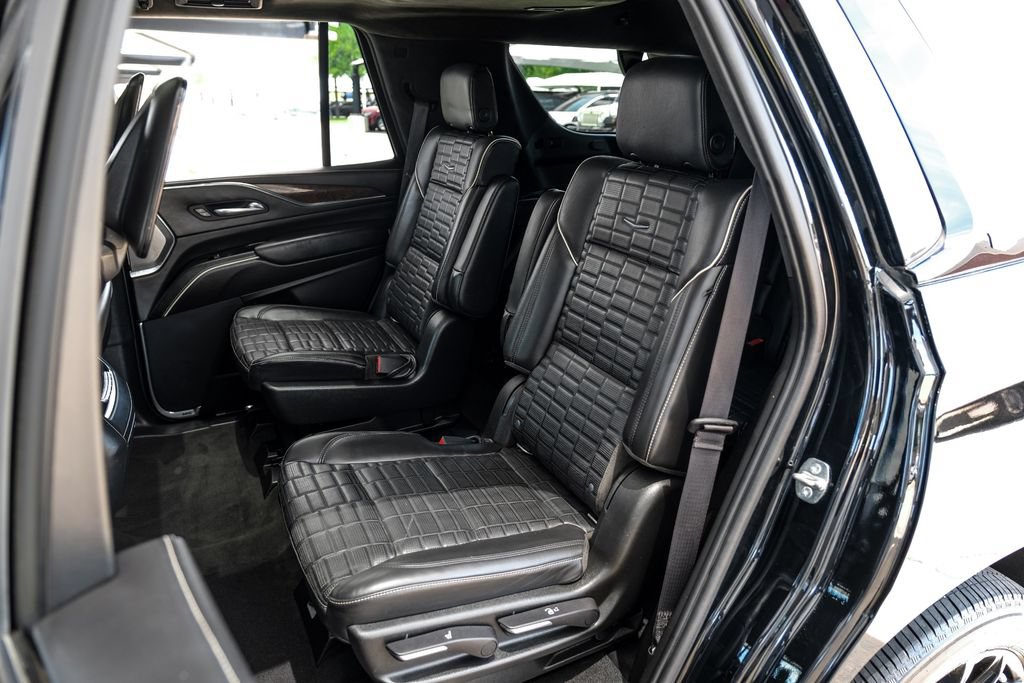 Used 2021 Cadillac Escalade Sport Platinum w/ LPO, ONYX Package AWD/4WD image 47